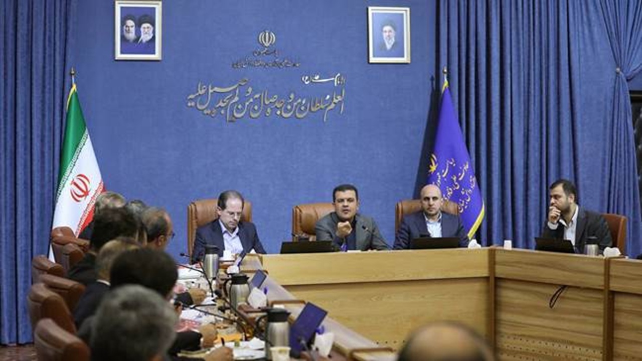 اجرای الگوی جدید حکمرانی علم و فناوری در شهرک‌های صنعتی با ایجاد منطقه‌های فناورانه