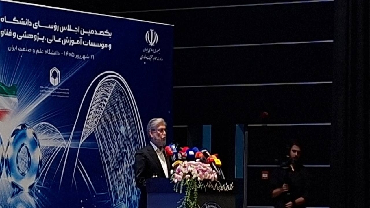 جهش علمی ایران از ۵۴ به ۷۵ هزار مقاله