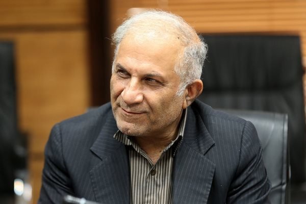 ضرورت تشکیل قرارگاه اقتصاد مقاومتی؛ نوسازی صنایع با رویکرد دانش بنیان