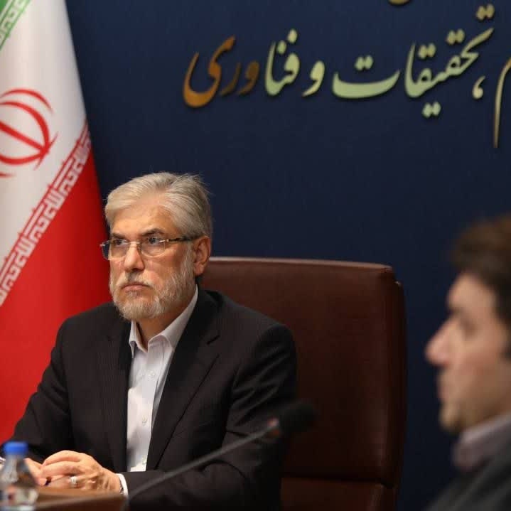 بررسی موانع واگذاری ۸۰۰ هکتار زمین برای مسکن دانشگاهیان در وزارت علوم/ تصویب راهکارهای رفع موانع تأمین مسکن سه دانشگاه استان کرمان