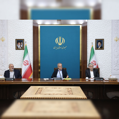 نشست کمیتهٔ راهبردی انجمن مهندسی گاز ایران با حضور رئیس‌جمهور و وزیر علوم برگزارشد