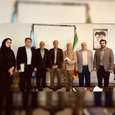 توسعه همکاریهای فناورانه و تجاریسازی دستاوردهای پژوهشگاه مواد و انرژی با بنیاد توسعه کارآفرینی و تعاون