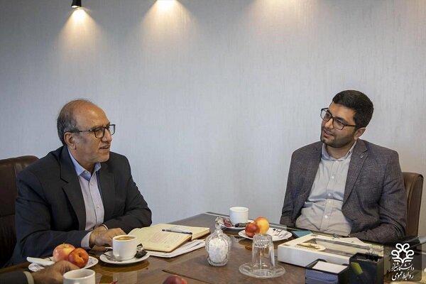 بررسی توسعه دورههای «دو مدرکی» میان دانشگاه شیراز و دانشگاههای شامات