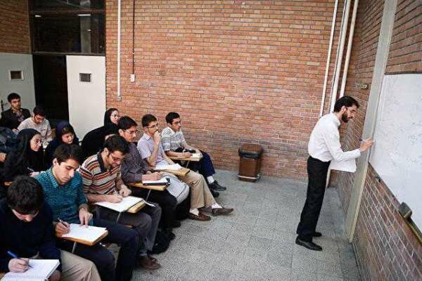 هیئت علمیهای فراخوان ۹۹ تا ۱۴۰۲ همچنان در بلاتکلیفی
