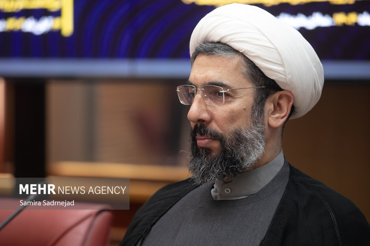 حجت‌الاسلام رستمی: سه میلیون دانشجو در سن ازدواج یا ورود به آن هستند
