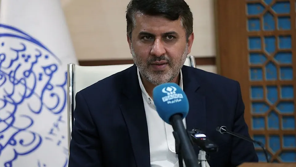 جذب دانشجویان مستعد دانشگاههای برتر به حرفه معلمی بدون آزمون استخدامی