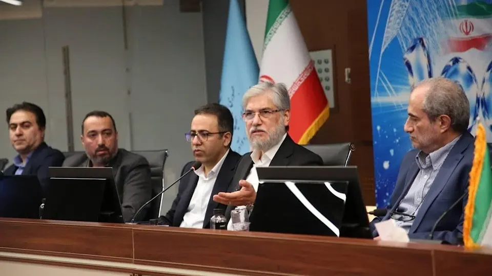 دعوت وزیر علوم از دختران کشور آذربایجان برای تحصیل در ایران + فیلم